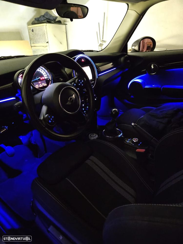 MINI Cabrio John Cooper Works - 5