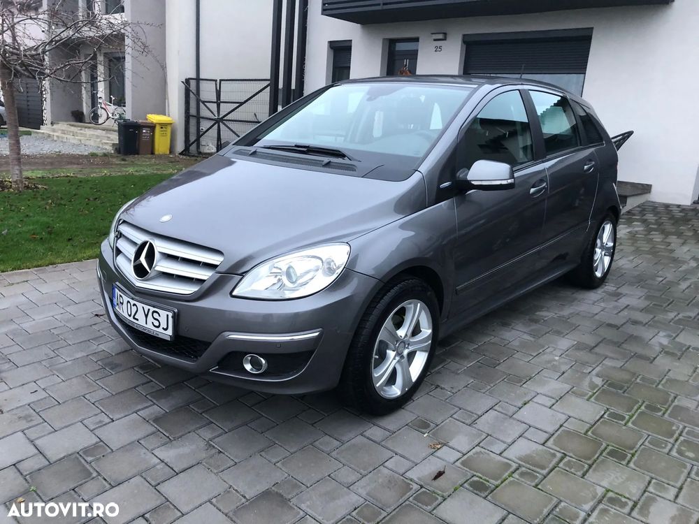 Mercedes-Benz B 180 - 11