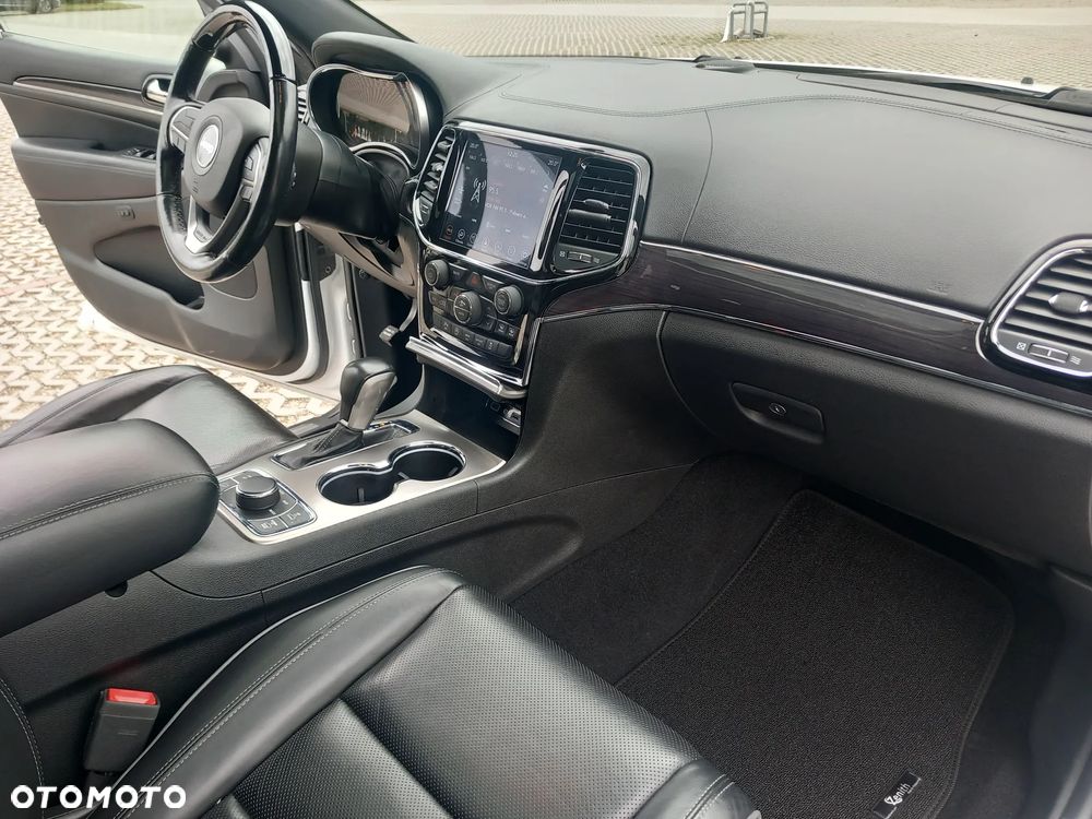 Jeep Grand Cherokee 3.6 V6 Overland - 31