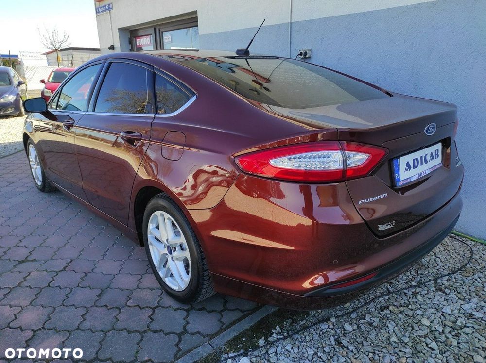 Ford Fusion - 4