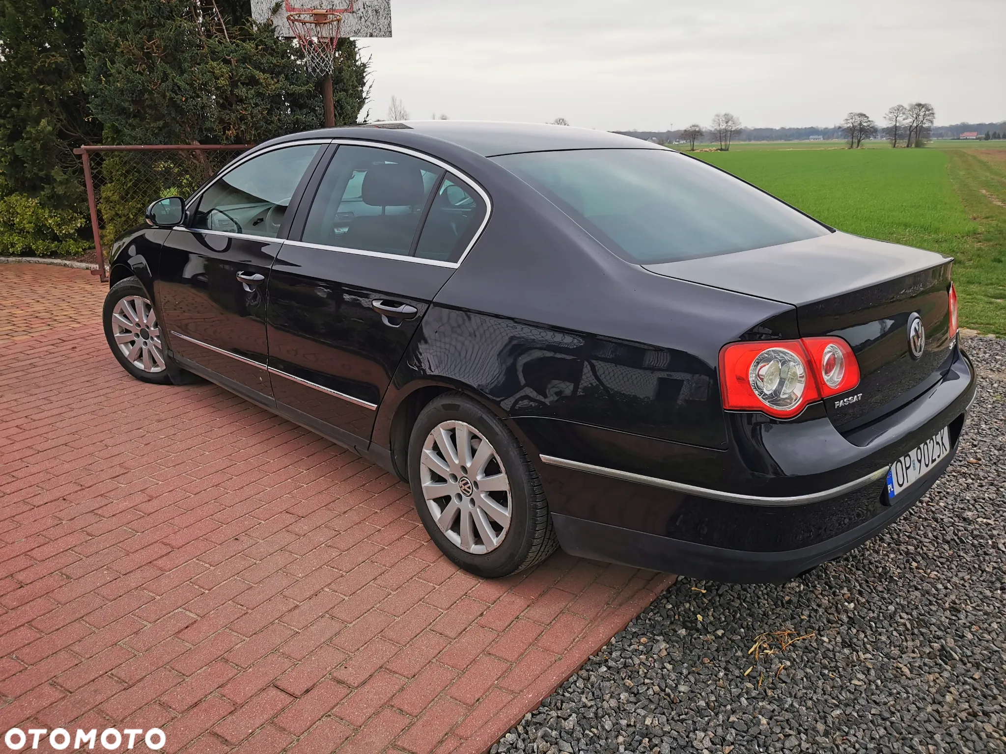 Volkswagen Passat 2.0 TDI Comfortline DSG - 3