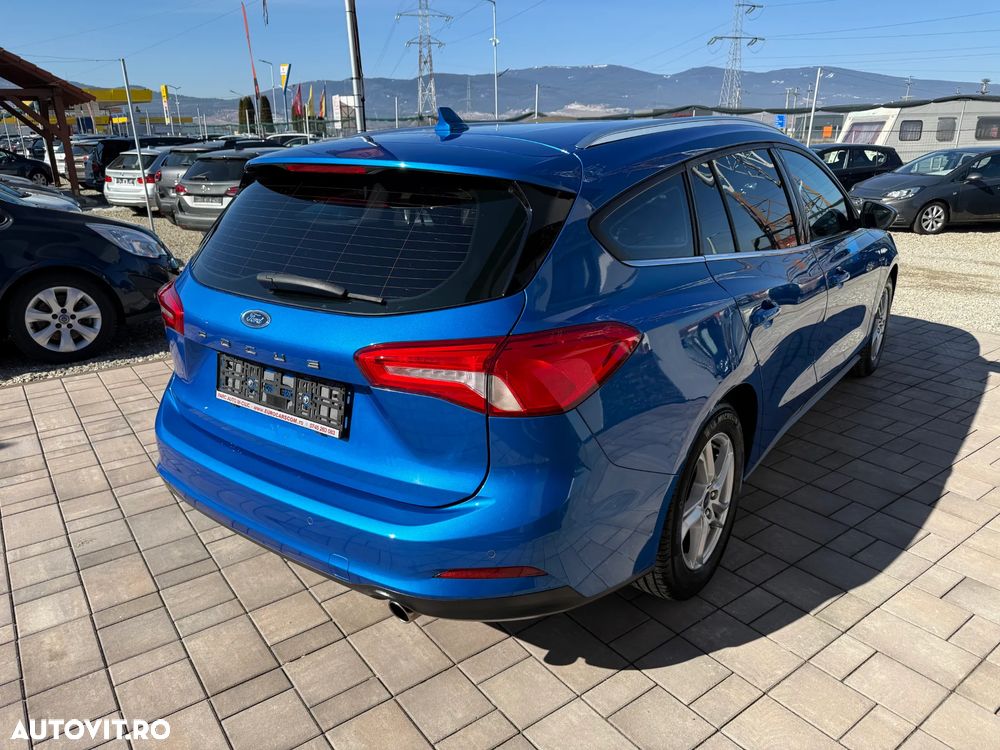 Ford Focus - 6