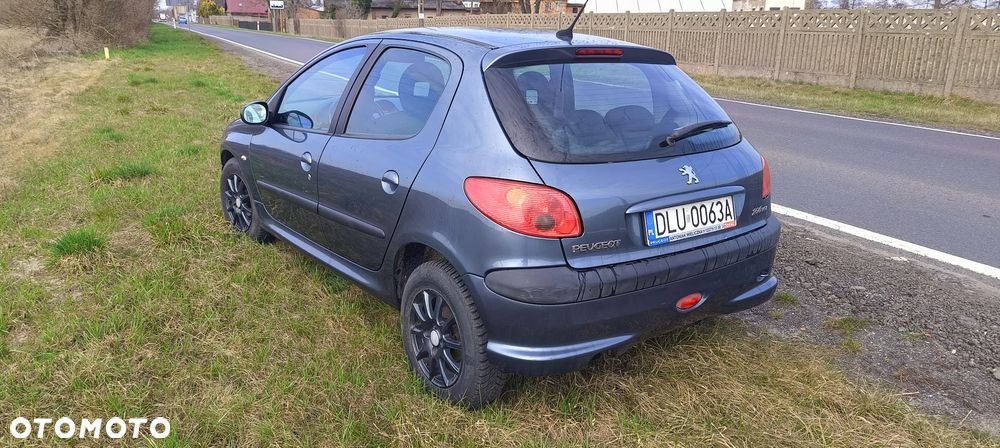 Peugeot 206 - 3
