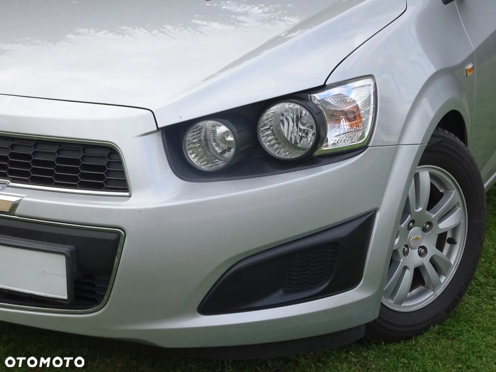 Chevrolet Aveo - 8