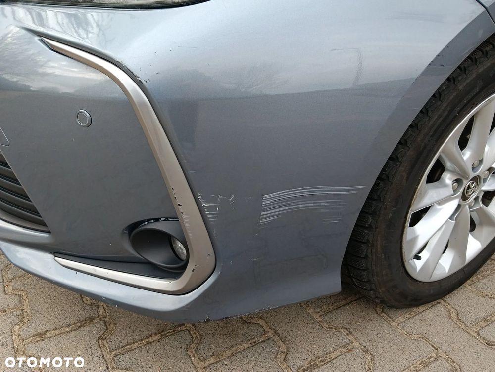 Toyota Corolla 1.8 Hybrid Comfort - 12