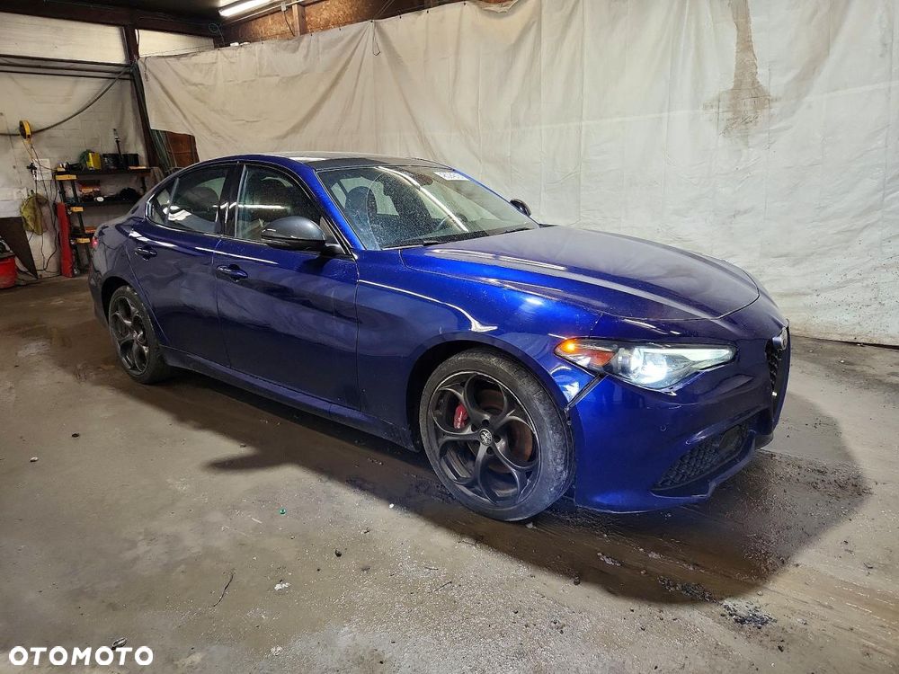 Alfa Romeo Giulia 2.0 Turbo 16V AT8 Veloce - 5