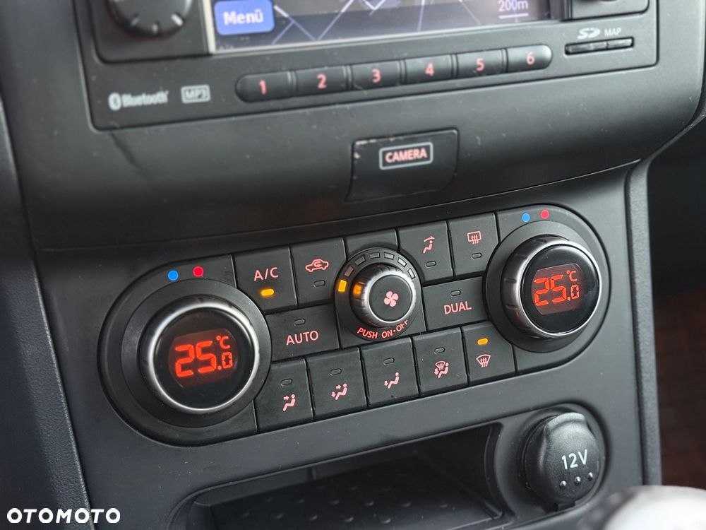 Nissan Qashqai 2.0 tekna - 15