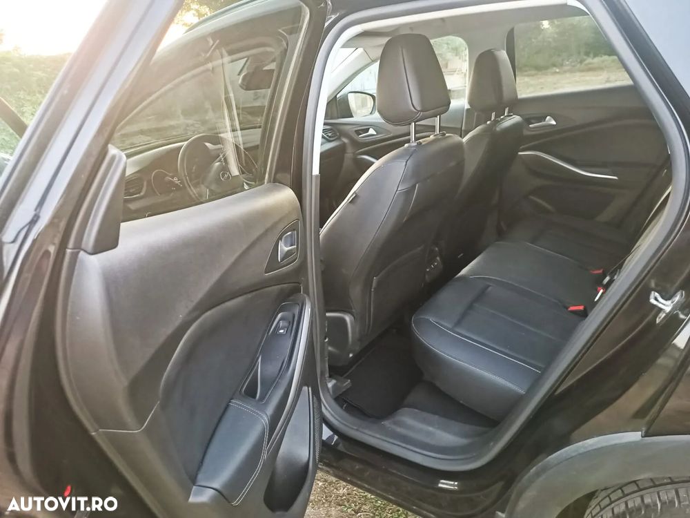 Opel Grandland X - 12