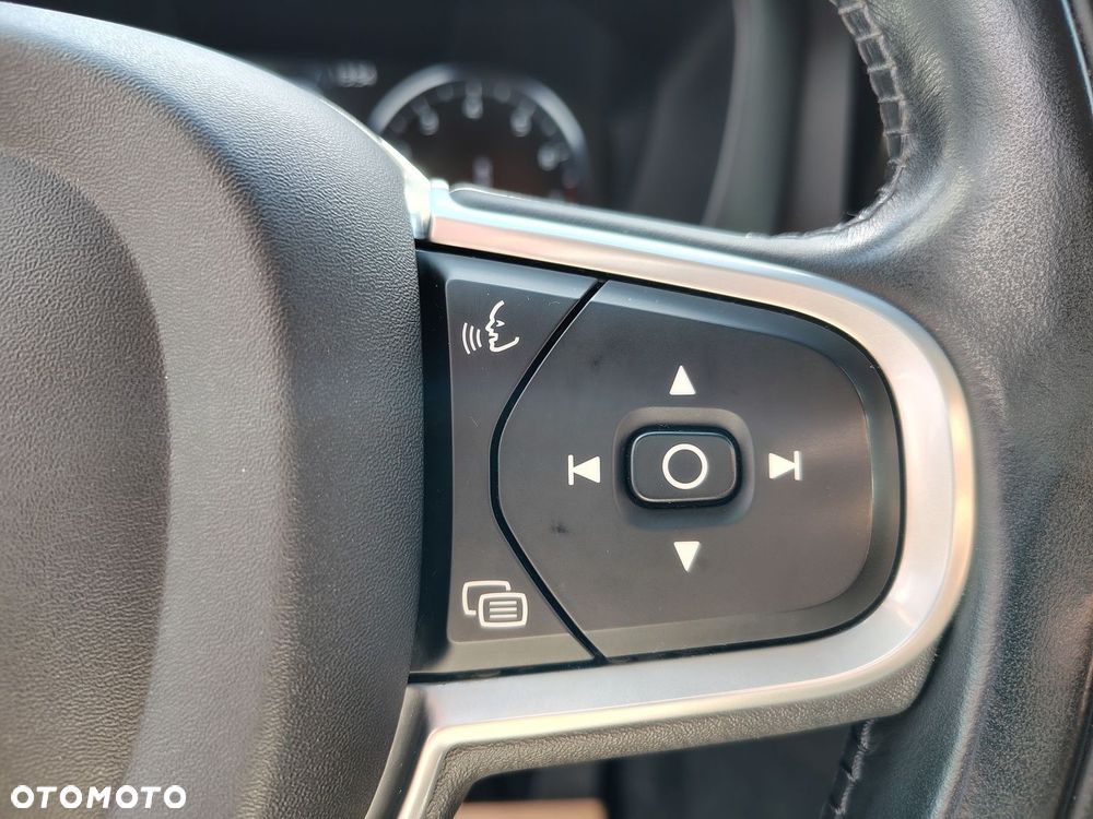 Volvo XC 60 B5 B AWD Momentum Pro - 15