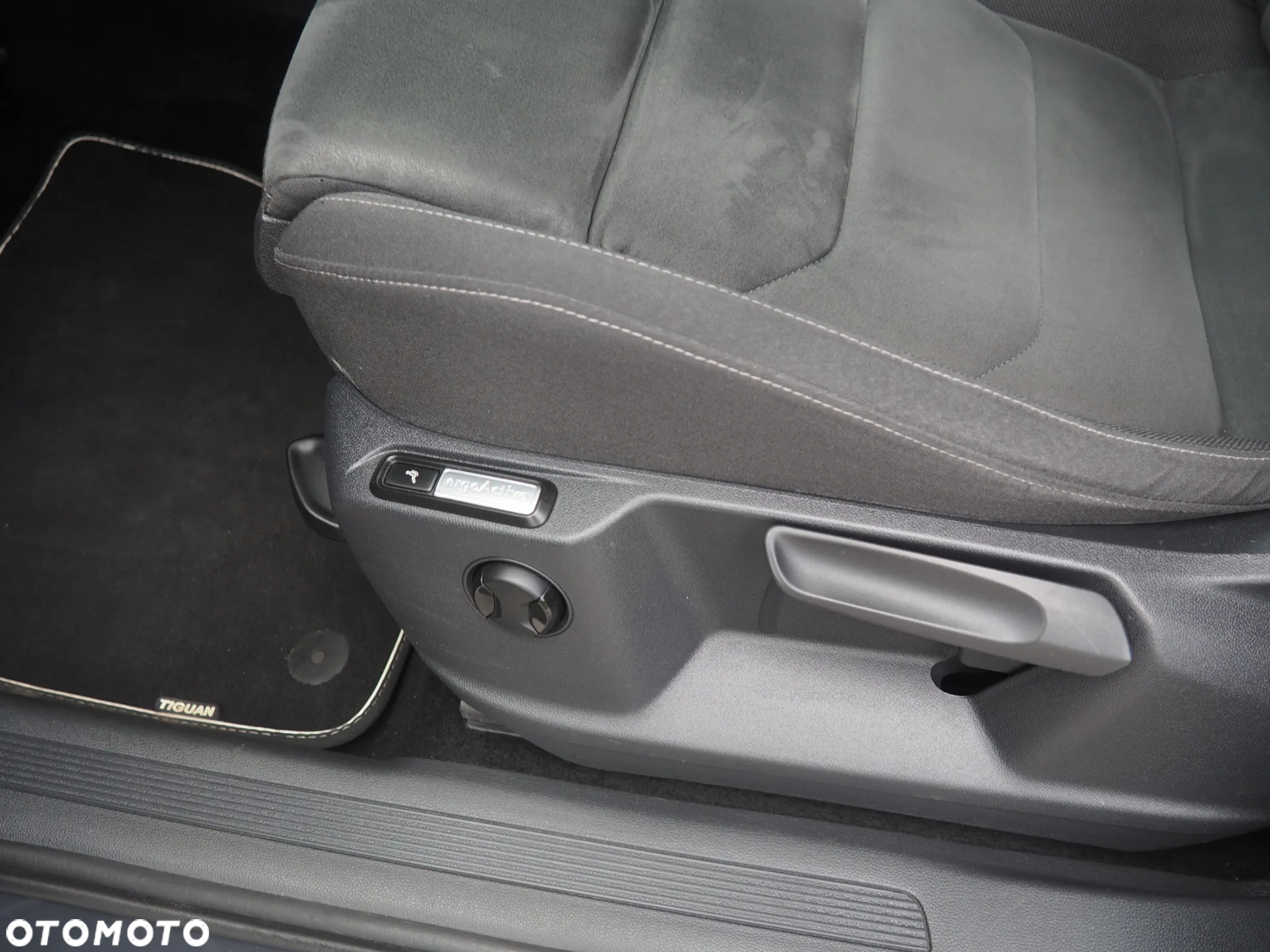 Volkswagen Tiguan 1.4 TSI BMT ACT Comfortline DSG - 32