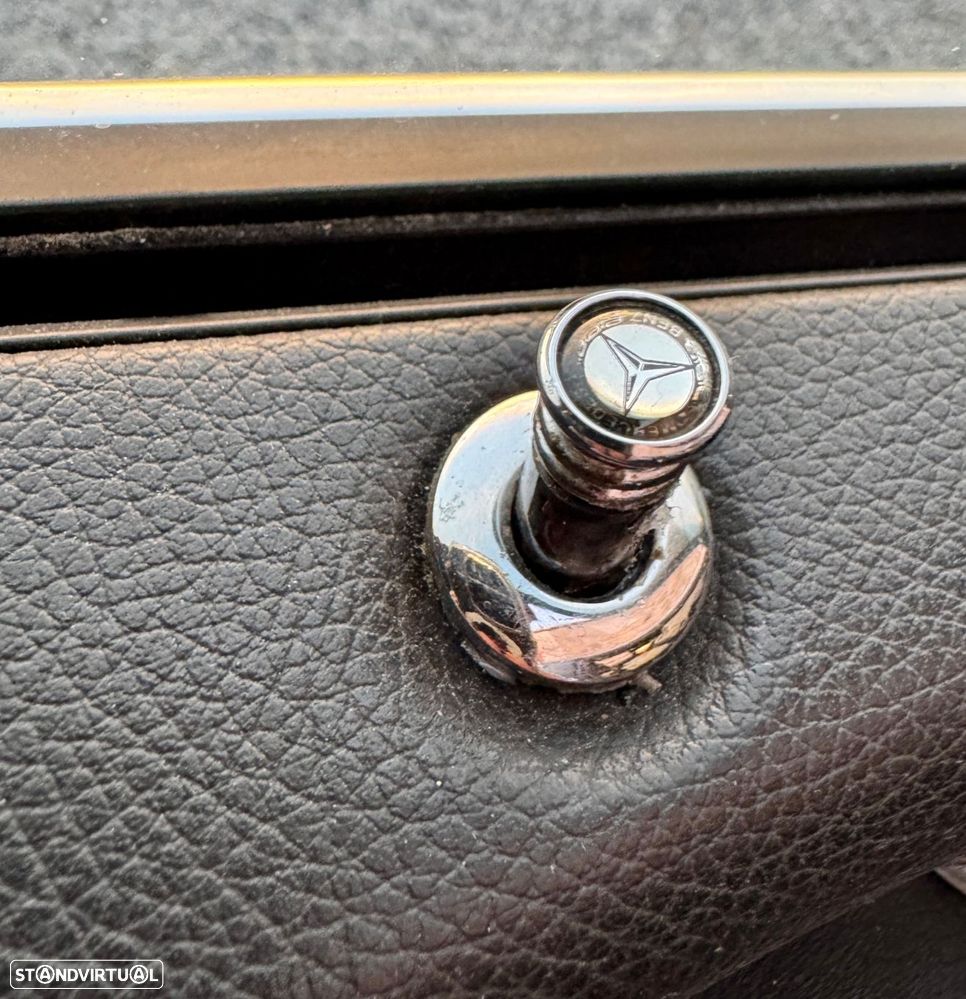 Mercedes-Benz E 300 - 25