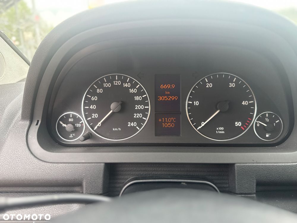Mercedes-Benz Klasa A 180 CDI Avantgarde DPF - 24