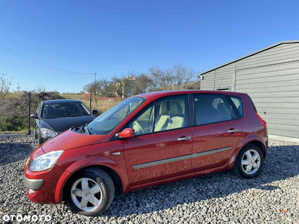 Renault Scenic 1.6 16V Emotion Plus - 4