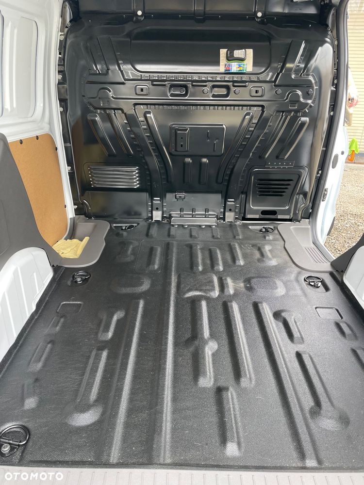 Ford Transit Connect 220 L1 Trend - 10