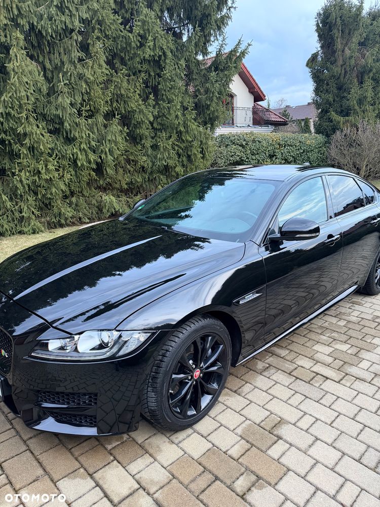 Jaguar XF 2.0 i4D AWD R-Sport - 17