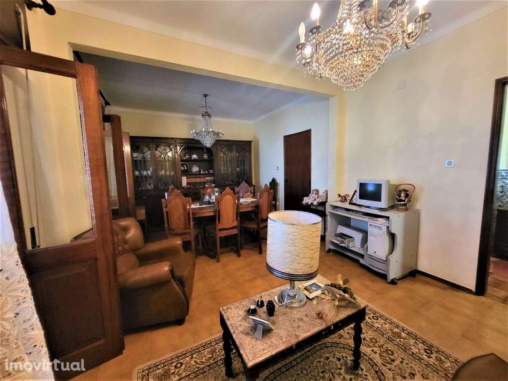 Moradia Isolada T2 c/. 80 laranjeiras e água - lote de. 4000 m2 - Grande imagem: 4/37