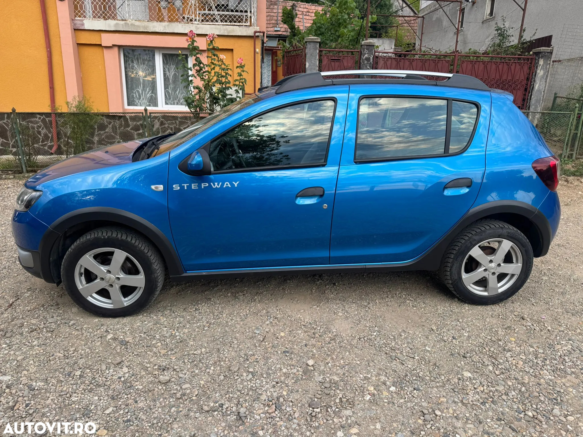 Dacia Sandero Stepway dCi 90 S&S Prestige - 3