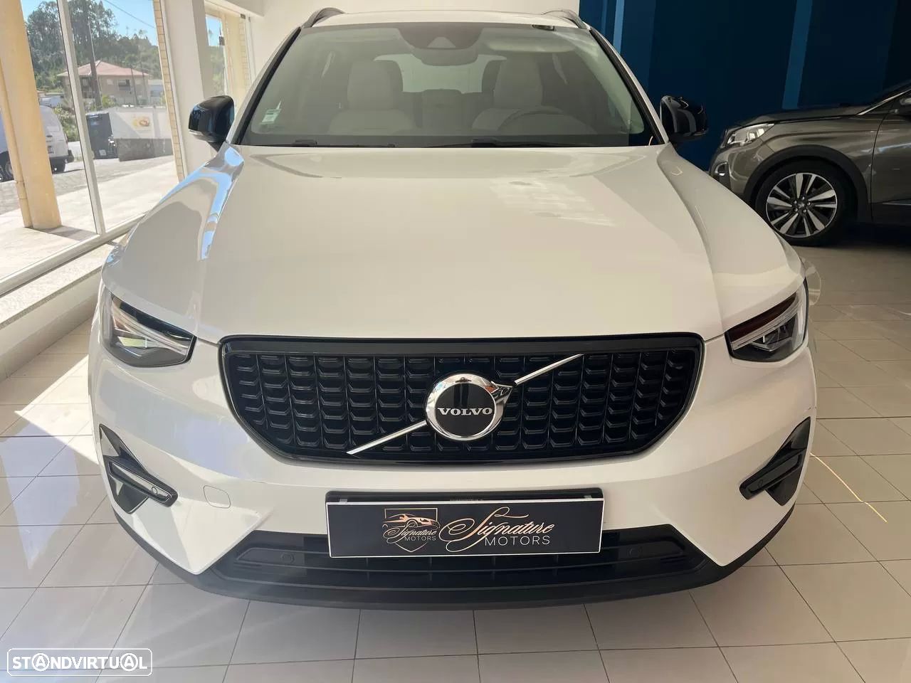 Volvo XC 40 1.5 T2 Plus Dark Auto - 1