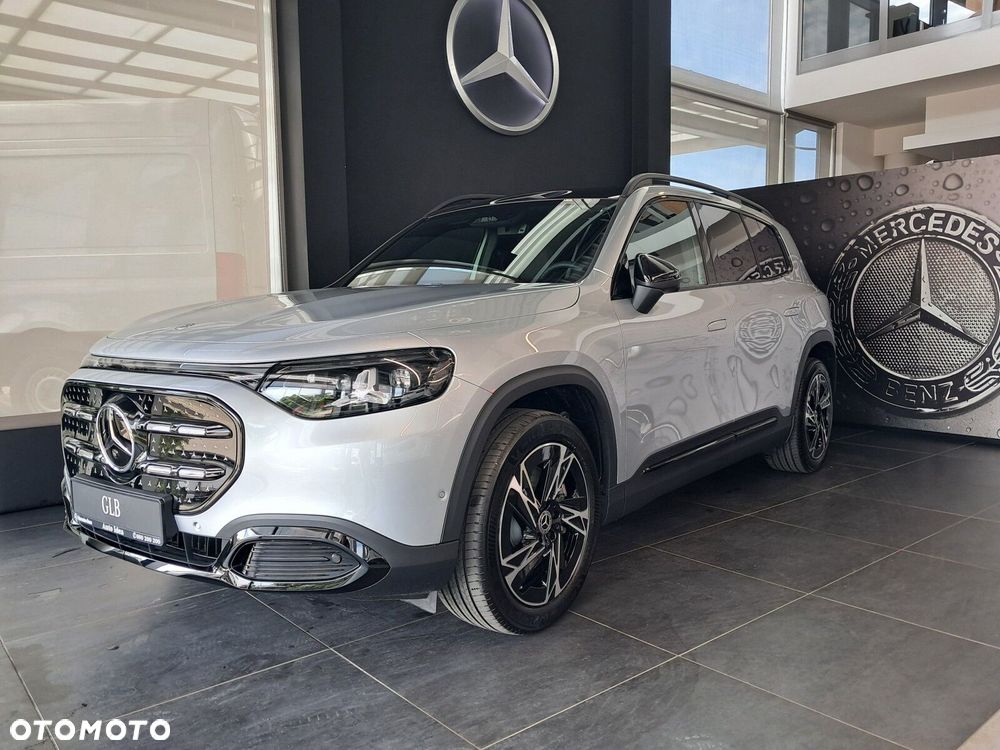 Mercedes-Benz GLB - 5