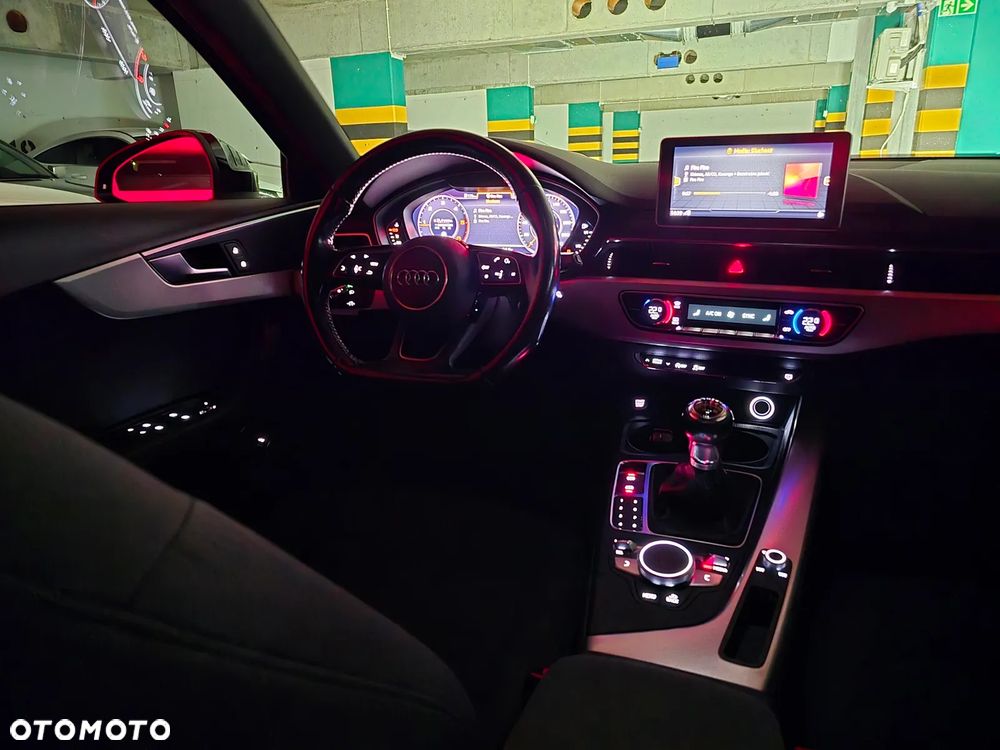 Audi A4 Avant 2.0 TDI design - 40