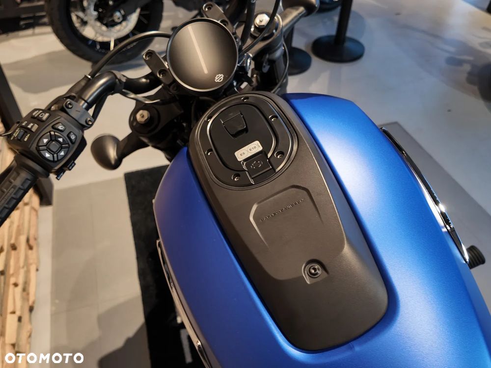 Harley-Davidson Sportster - 11