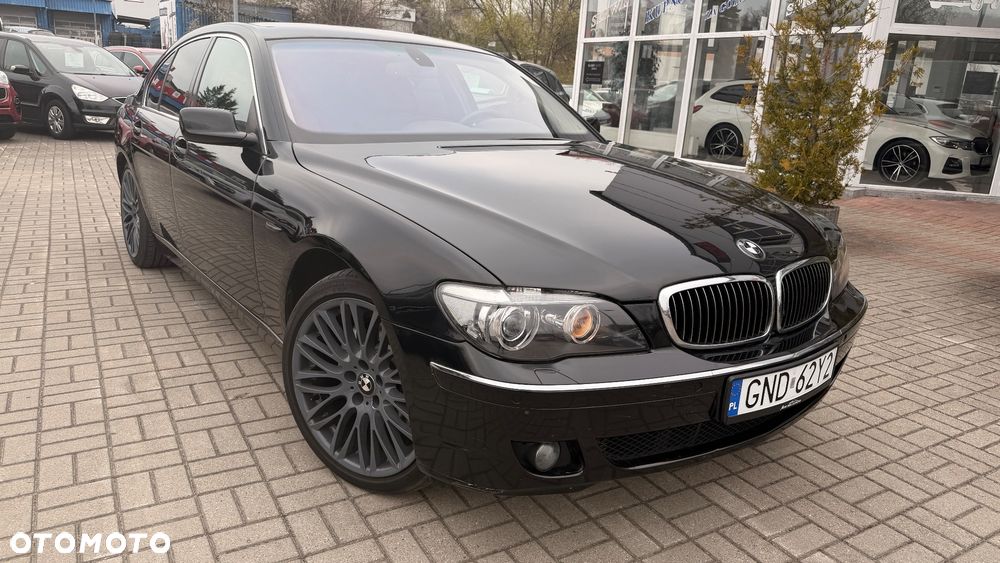 BMW Seria 7 740i - 1