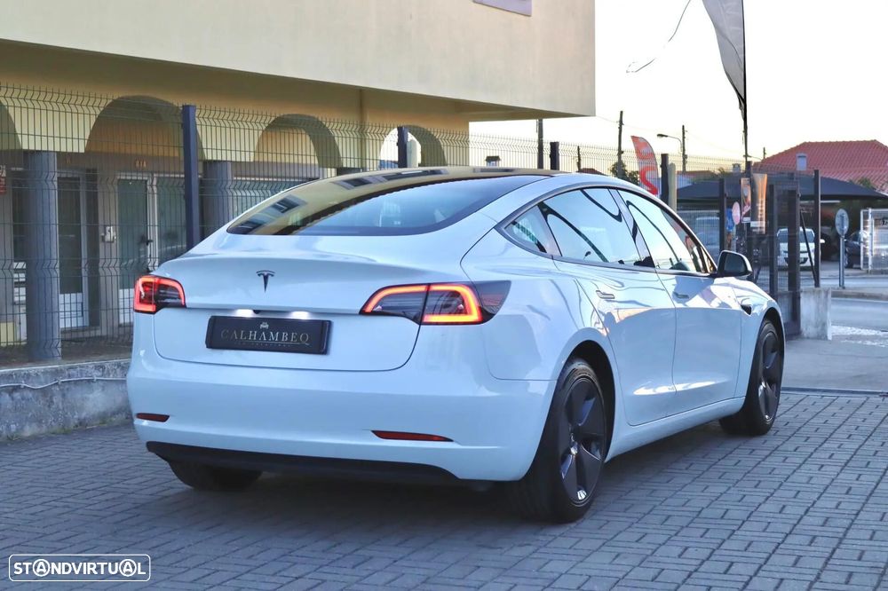 Tesla Model 3 Standard Range Plus RWD - 4