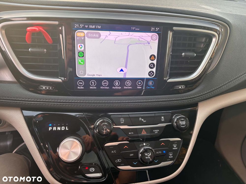 Chrysler Pacifica - 7