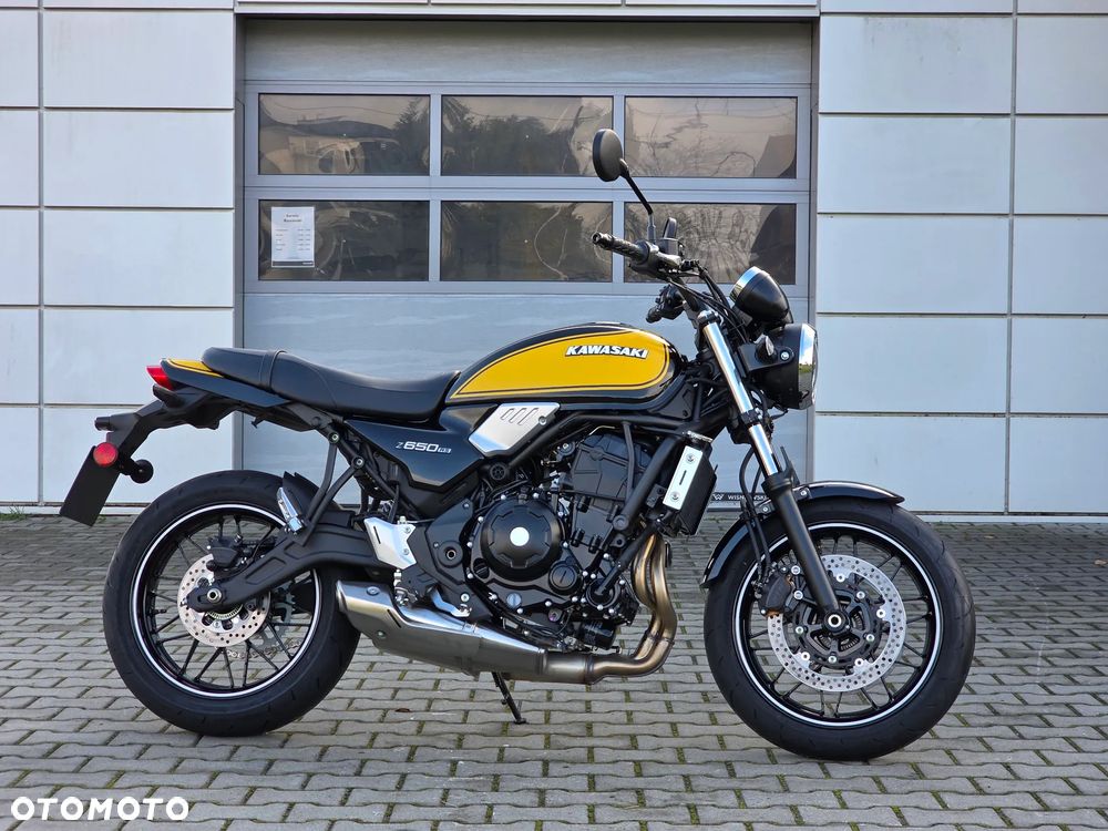 Kawasaki Z 650 RS - 2
