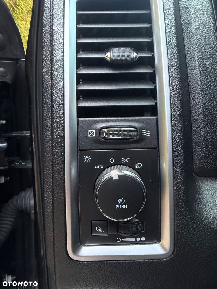 Dodge RAM - 20