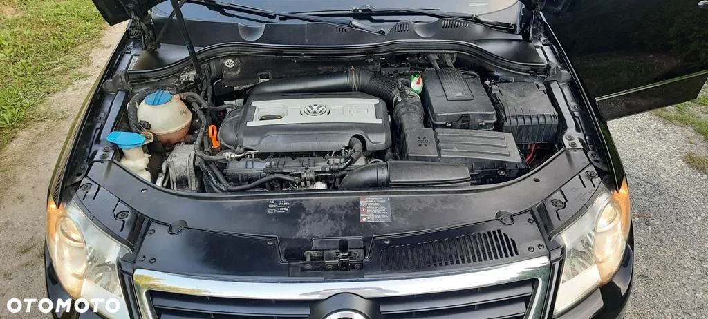 Volkswagen Passat 1.8 TSI Sportline - 30