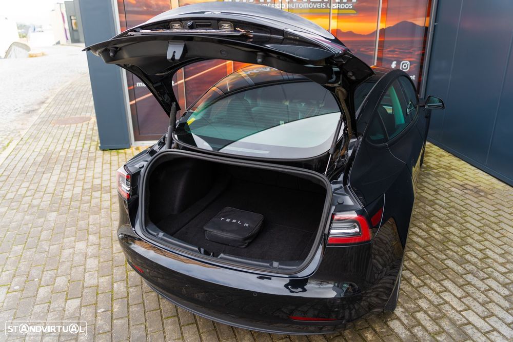 Tesla Model 3 Standard RWD Plus - 25