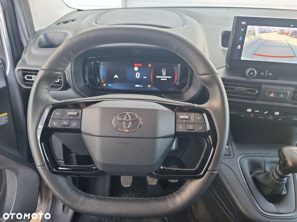 Toyota Proace City - 16