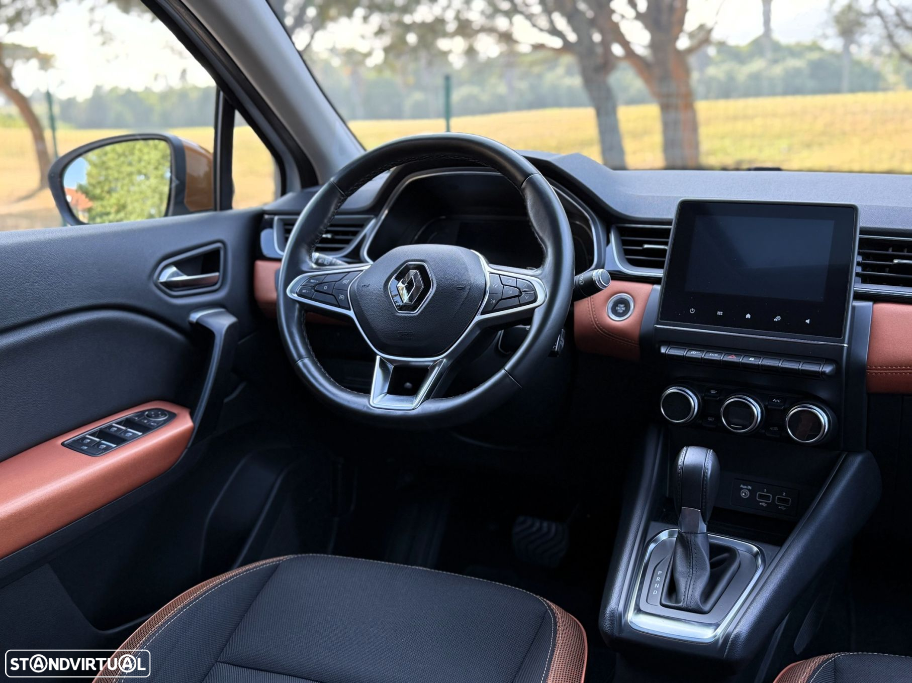 Renault Captur 1.3 TCe Exclusive EDC - 27