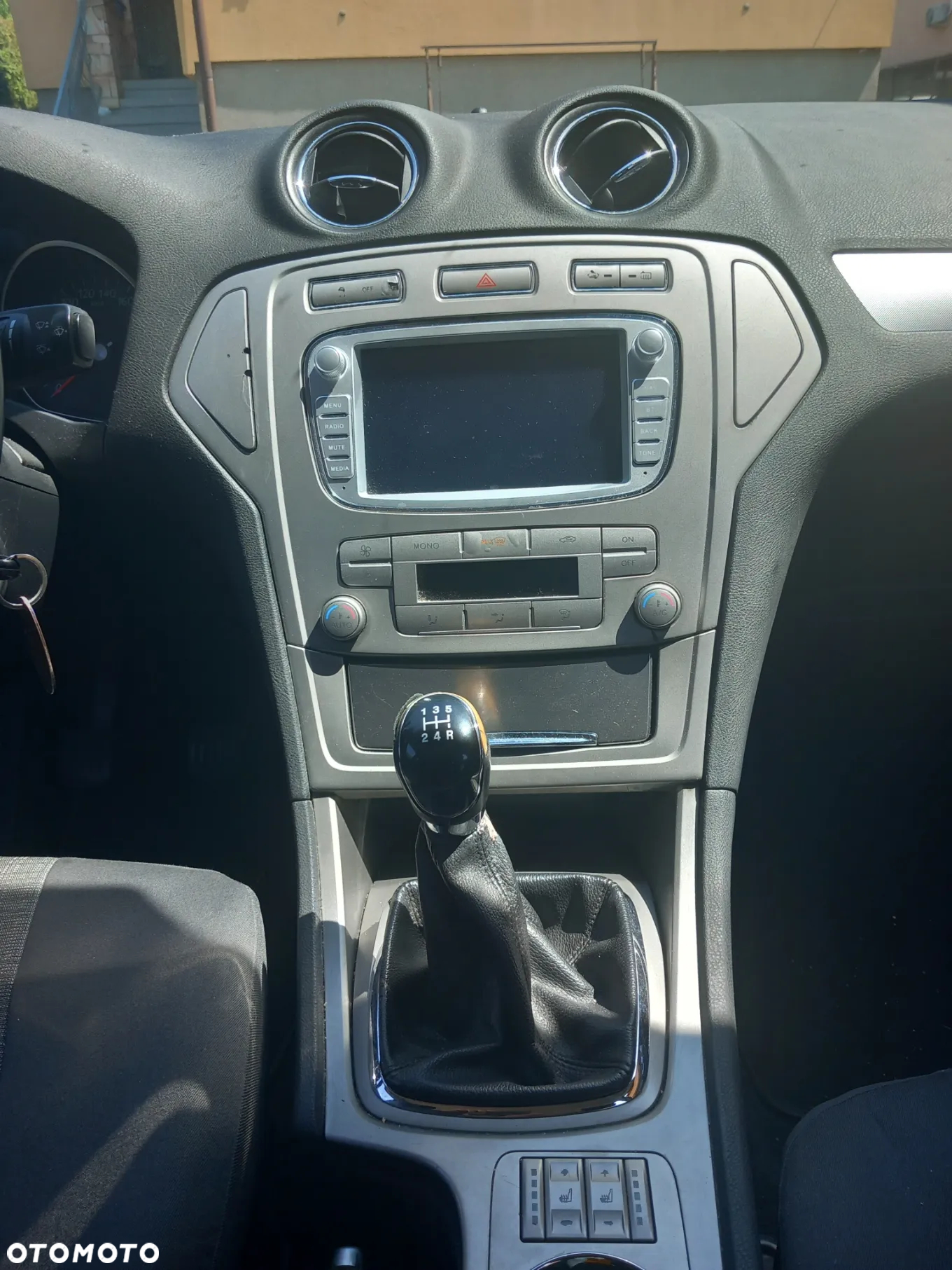 Ford Mondeo - 2