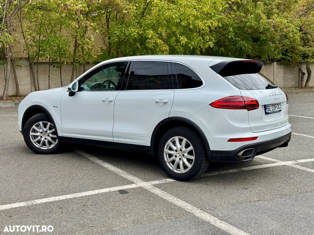 Porsche Cayenne Diesel Platinum Edition - 19