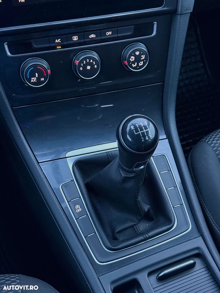 Volkswagen Golf 1.0 TSI OPF Comfortline - 22