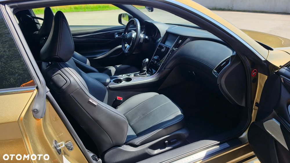 Infiniti Q60 2.0t Sport - 15