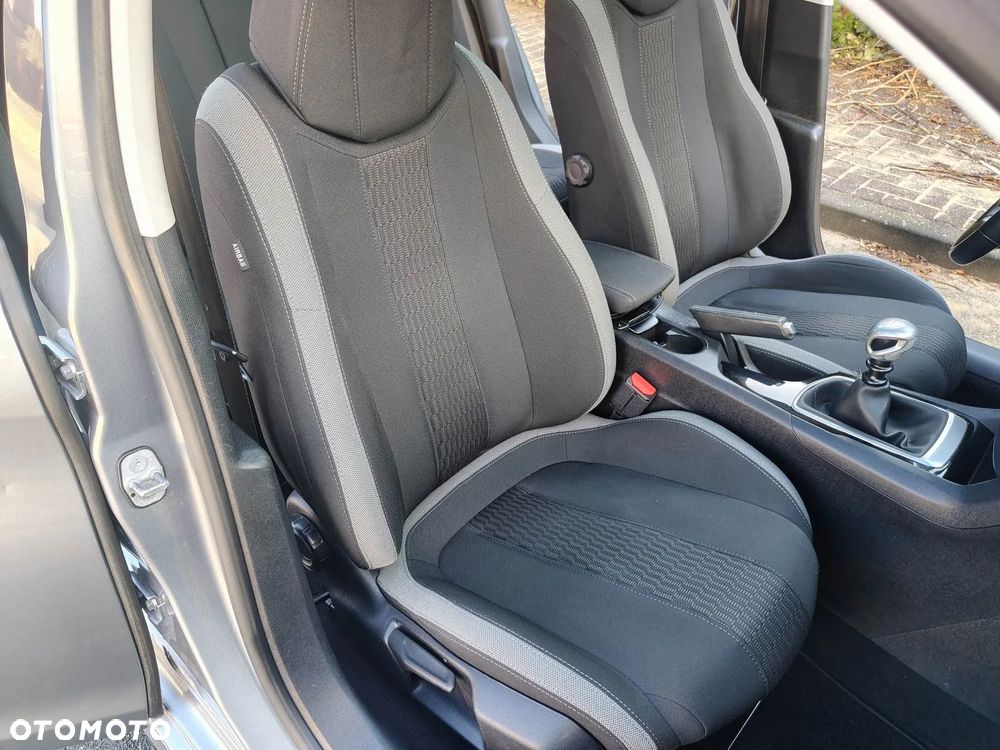 Peugeot 308 PureTech 130 Stop & Start Style - 20