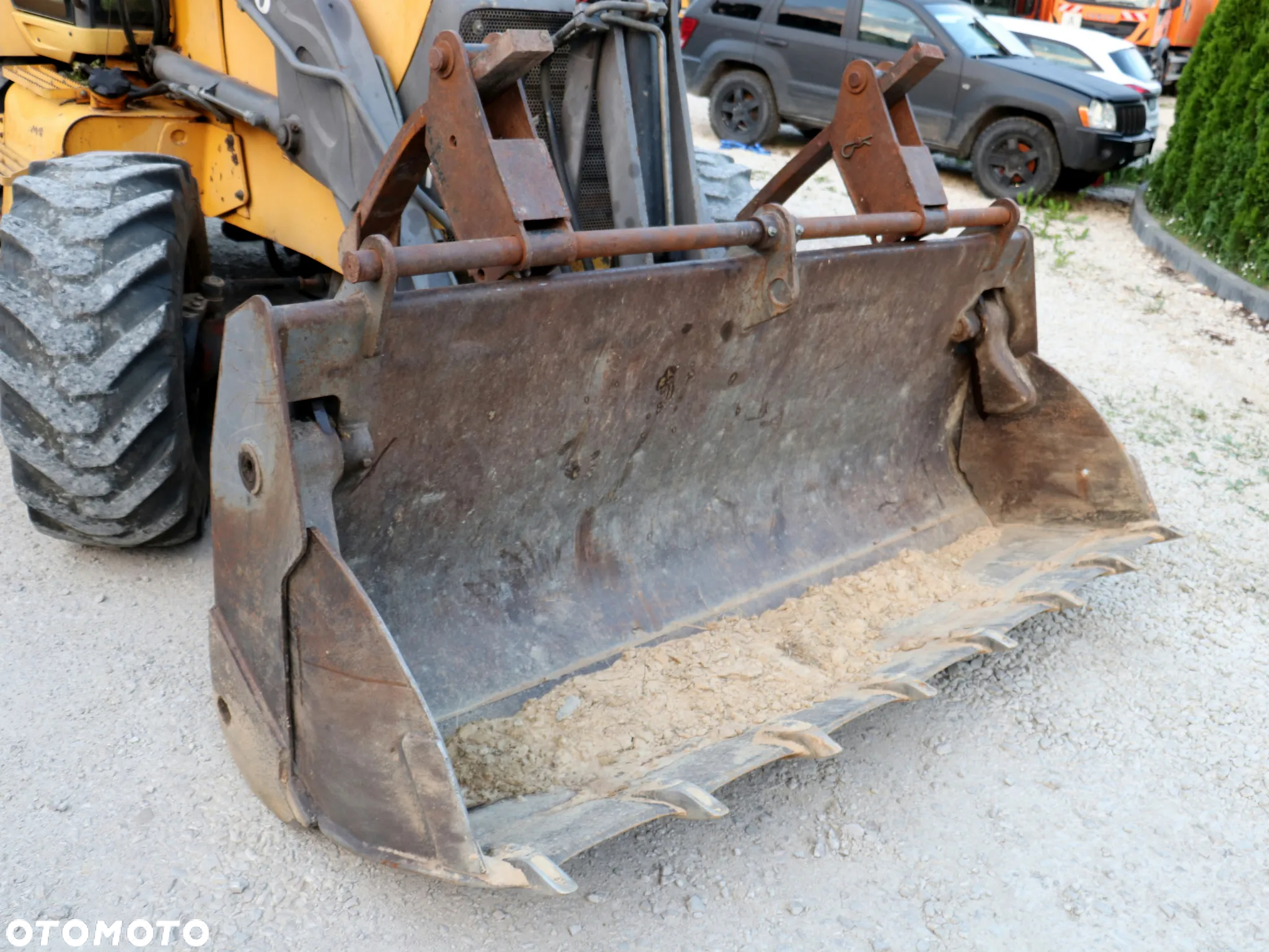 Volvo BL71 - 12