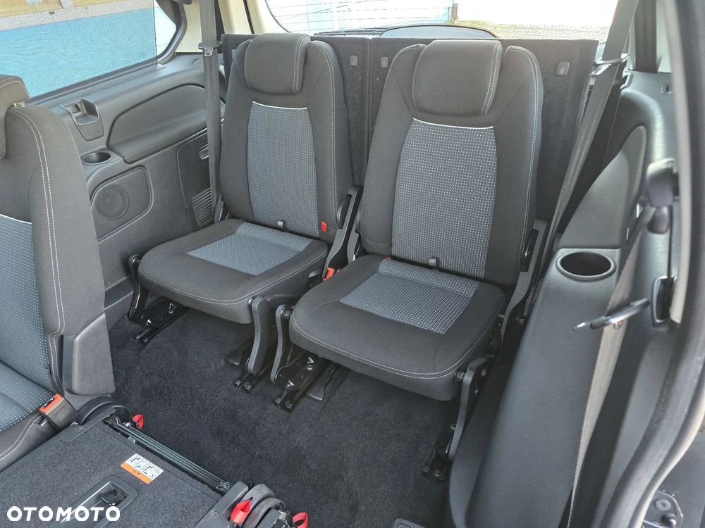 Ford Galaxy 2.0 TDCi Titanium - 18