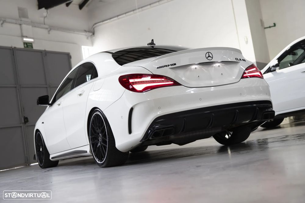 Mercedes-Benz CLA 45 AMG 4Matic Speedshift DCT 7G Night Edition - 13