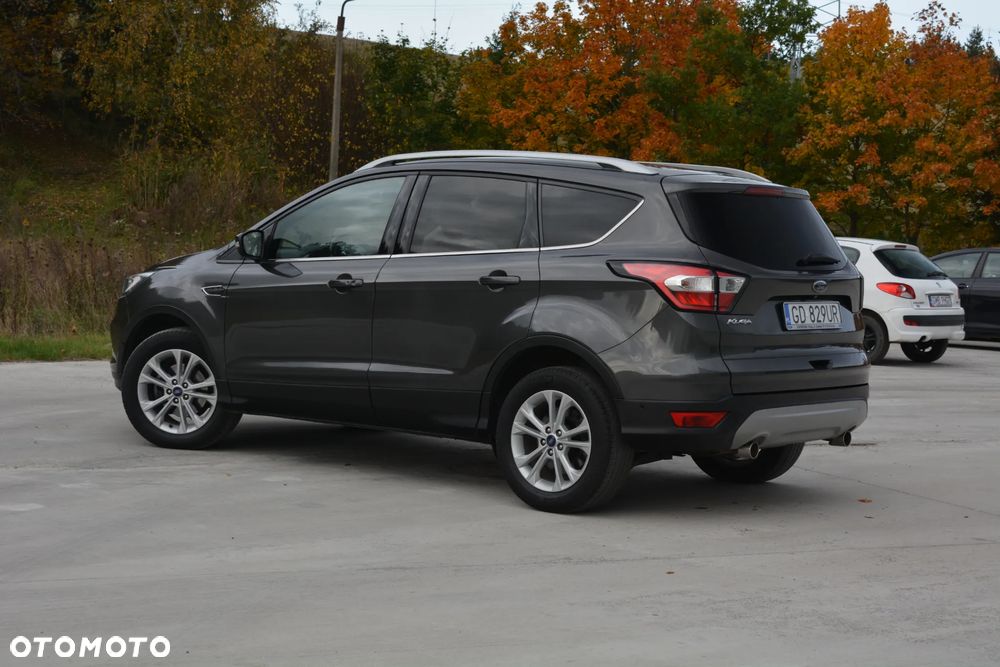 Ford Kuga - 17