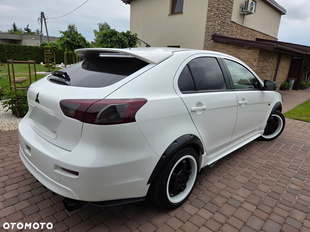 Mitsubishi Lancer - 22