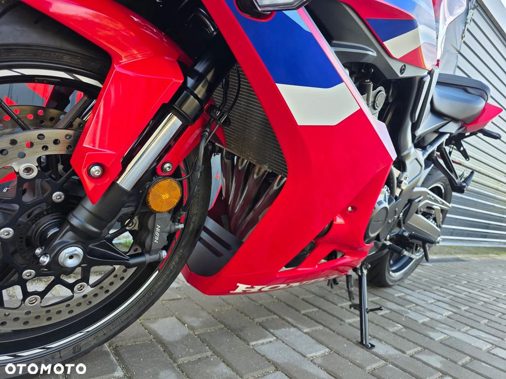 Honda CBR - 15