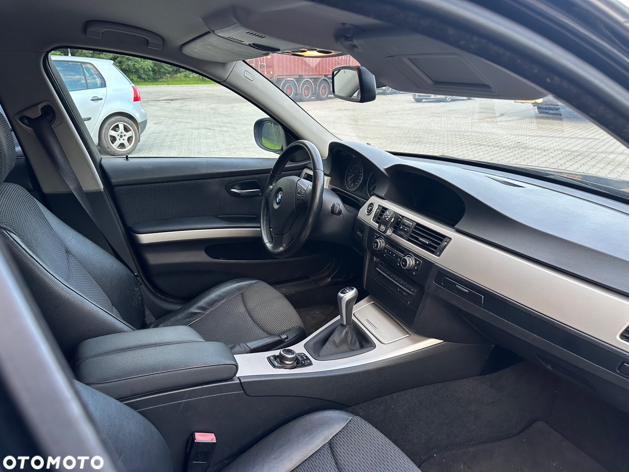 BMW Seria 3 330d - 12