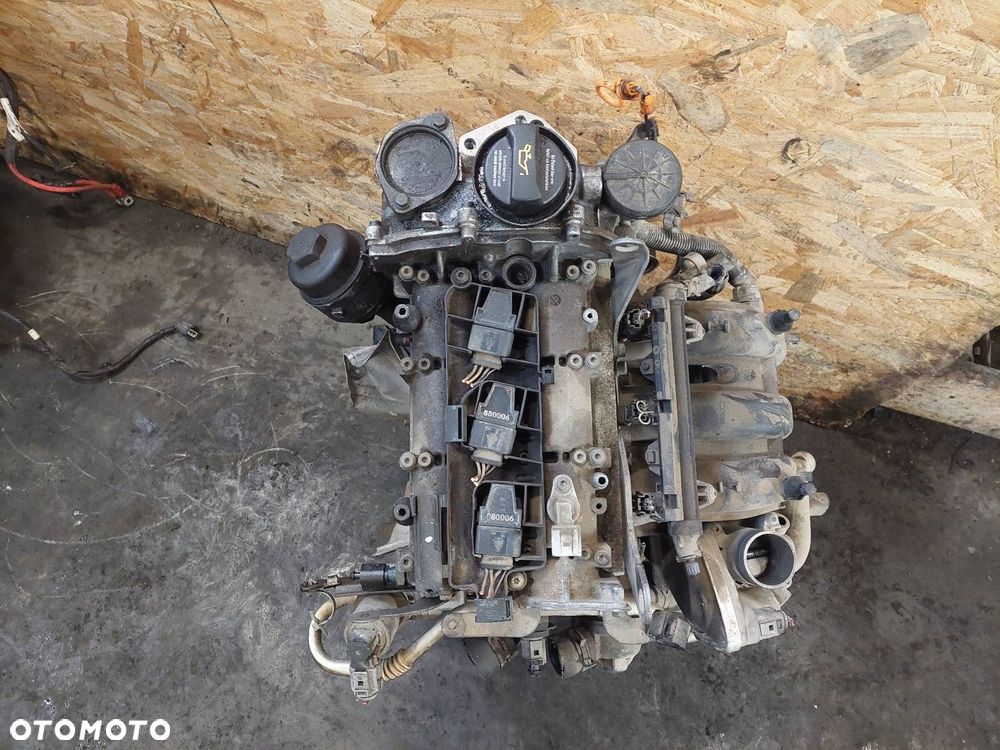 SILNIK BENZYNOWY SKODA FABIA I AZQ - 5