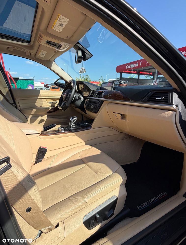 BMW Seria 3 320i Sport-Aut Sport Line - 19