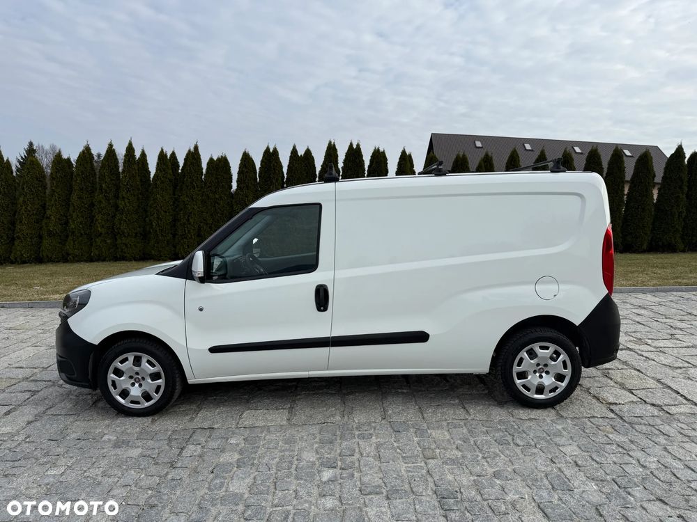 Fiat Doblo Furgon 1035 Kg Ładowność - 4