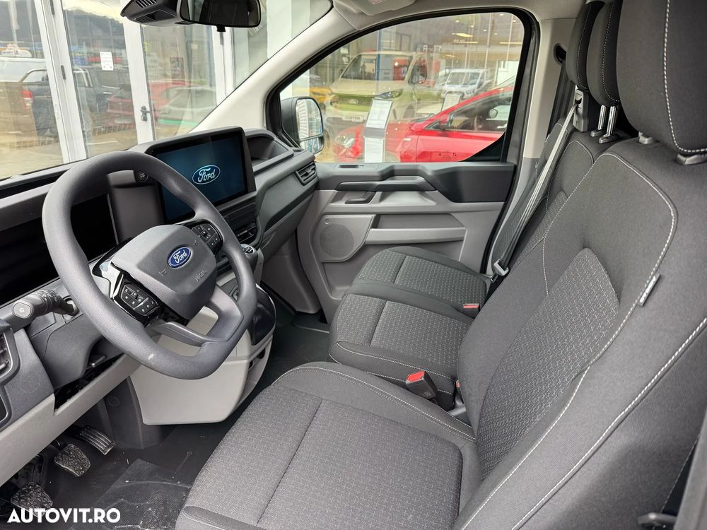 Ford Transit Custom - 8